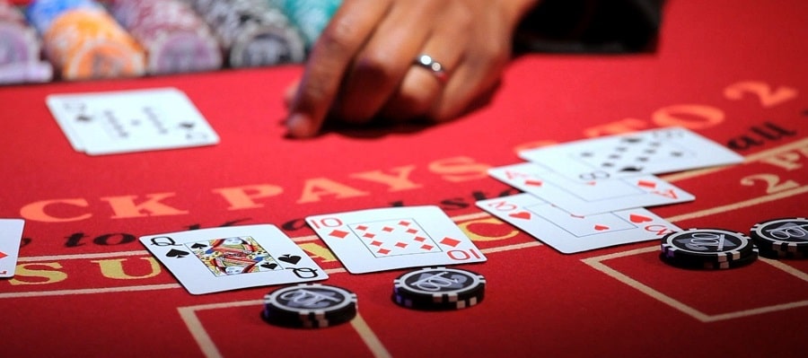 Blackjack Game Features 