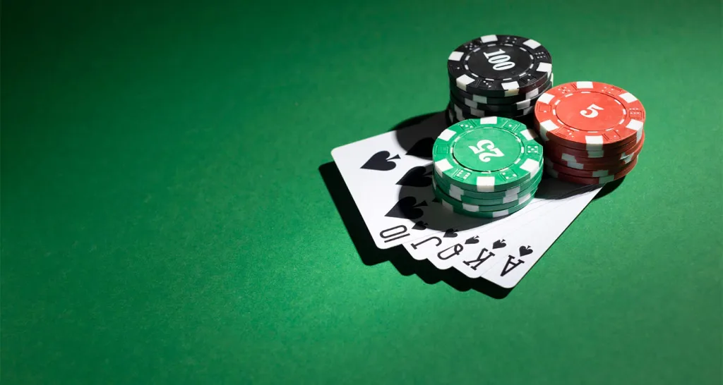 How to bluff in online poker